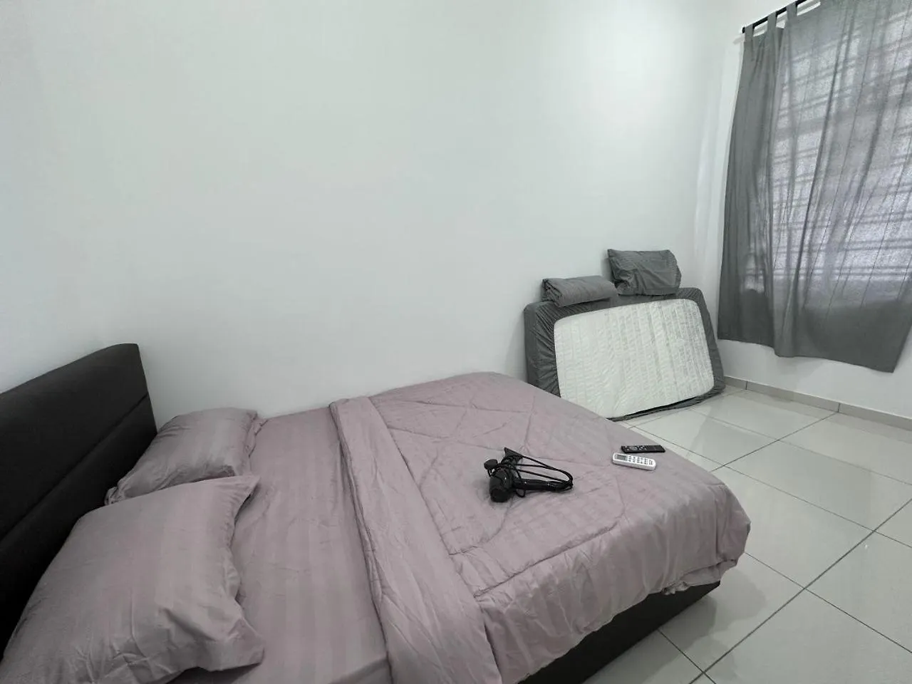 48 Crest Near Yi Jia Helixuan New Cathay Long Sing Mount Austin Restaurant Villa Johor Bahru